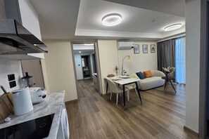 Room - The One Two-Bedroom Two-Bedroom Family Suite by Central Festival (San Sai)