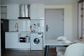 Room - The One Two-Bedroom Two-Bedroom Family Suite by Central Festival (San Sai)