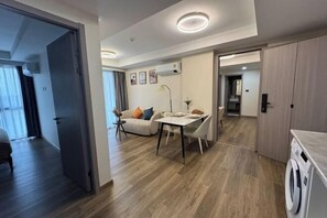 Room - The One Two-Bedroom Two-Bedroom Family Suite by Central Festival (San Sai)