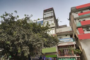 Exterior - SKY Inn by Twamev (New Delhi)