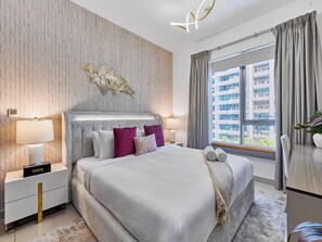 Departamento Premium, 1 habitación, vista a la alberca | Ropa de cama de alta calidad y caja de seguridad en la habitación 