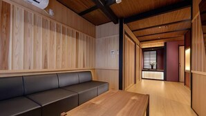 Interior - Kyoran Seigatei (Kyoto)