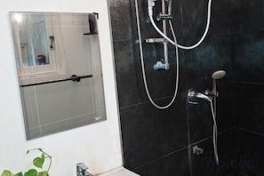 Bathroom - La Vie by Mar (Negombo)
