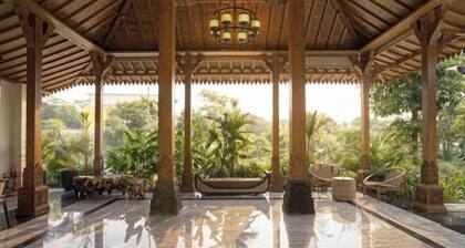 Karenina Agung Resort Semarang