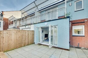 Unclassified image, 2 of 8, button - Staithes House - By Week2Week (Gateshead)