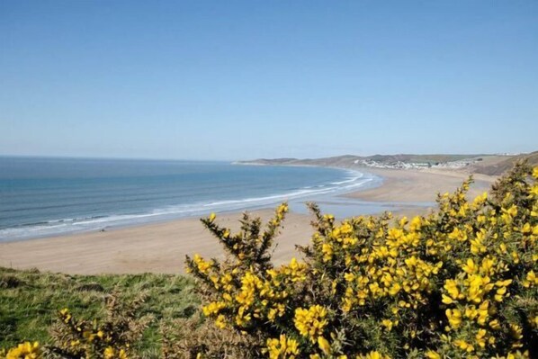 Beach - Apt 16, Seaviews, Slps 5 Indoor Heated Pool (Croyde)