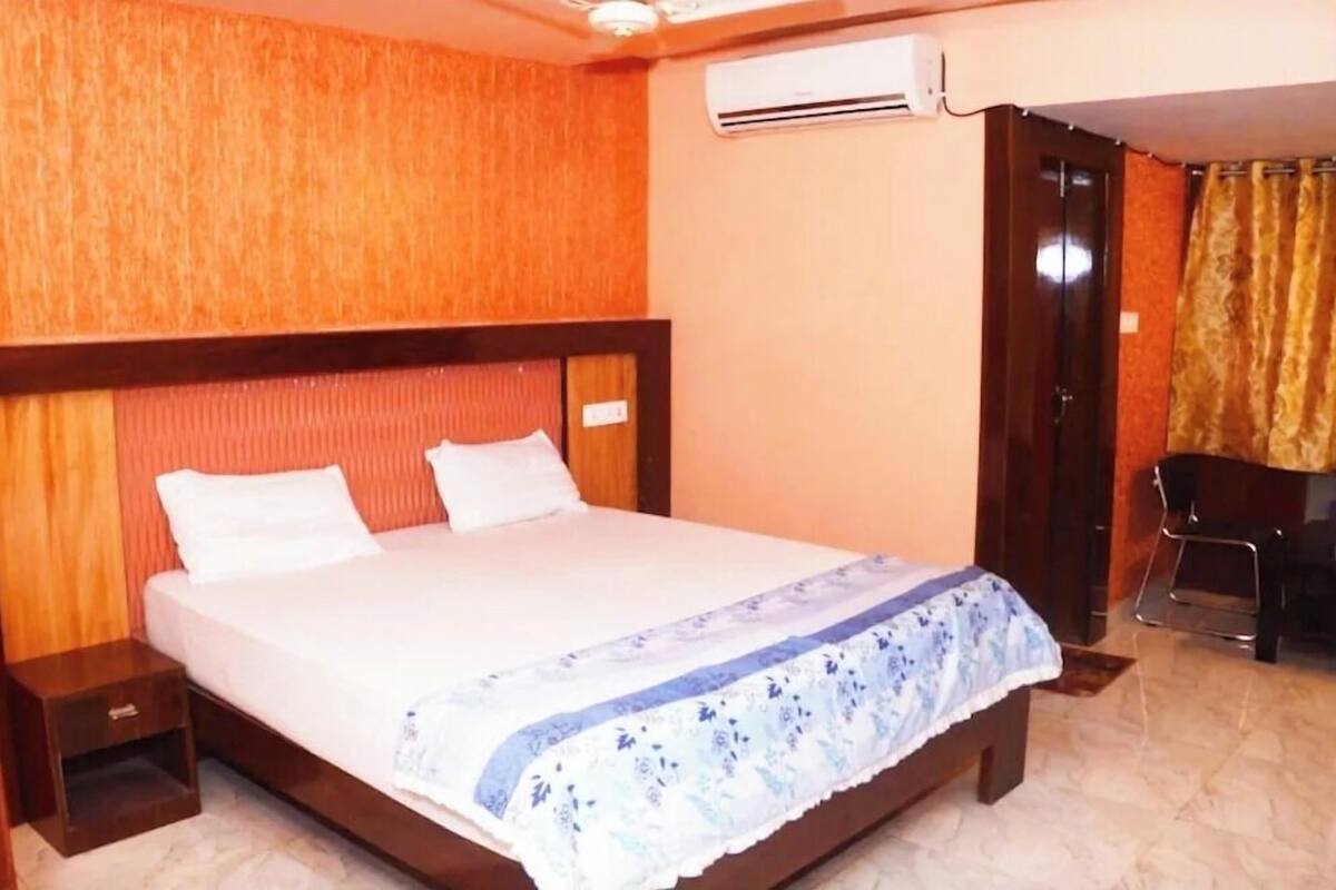 Literie hypoallergénique, bureau, chambres insonorisées, Wi-Fi gratuit