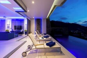 Room - Villa Momo modern sea view private pool (Phuket)