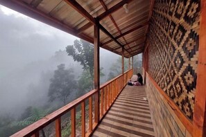 Interior - Villa Zoya Montana (Cisarua)