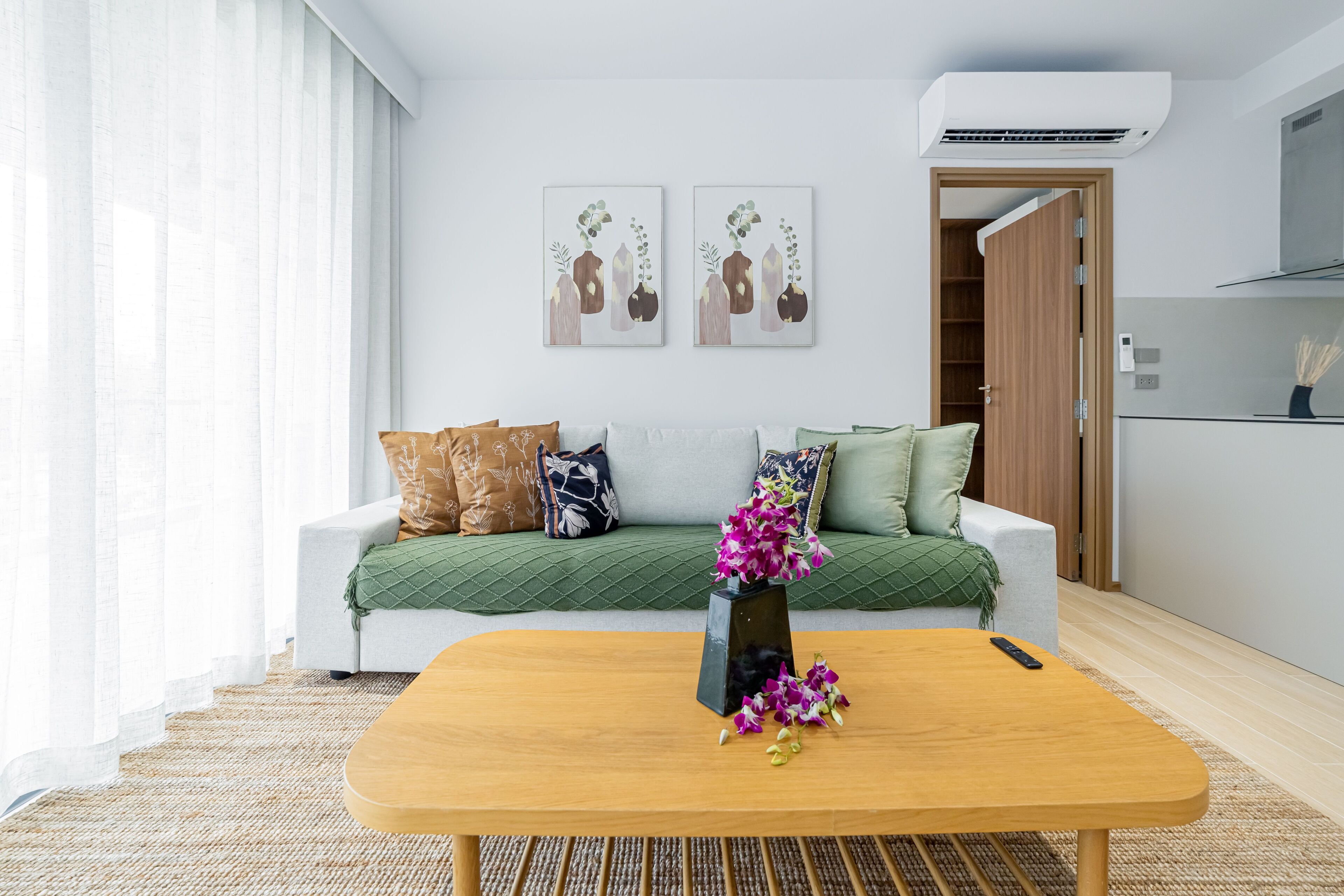 Apartment, 2 Bedrooms, Kitchen | Living area