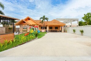 Room - The Orange House Pool Villa Pattaya (Pattaya)