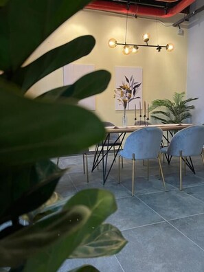 تناول الطعام