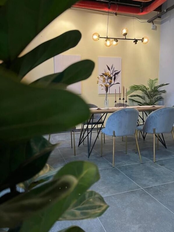 تناول الطعام