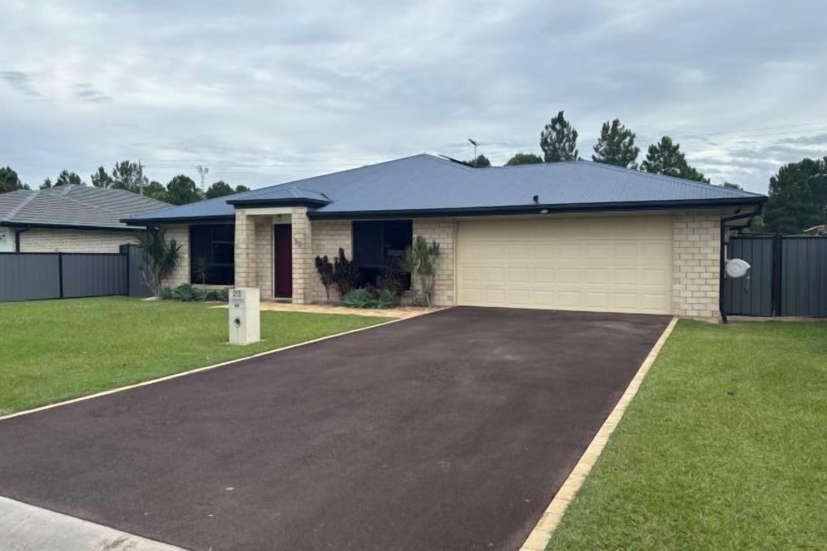 المنشأة من الخارج