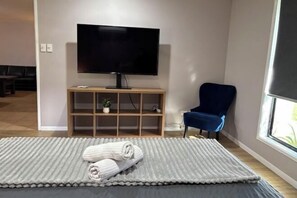 Room - Family retreat in Caboolture big house (Brisbane)