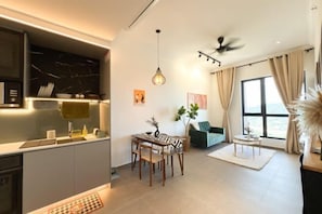 Room - Mossaz By Synergy Property Management (Petaling Jaya)