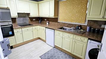 Apartment | Private kitchen