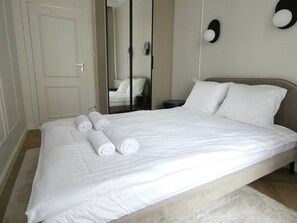 Apartment | Iron/ironing board, free WiFi