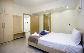 4 Schlafzimmer, Bügeleisen/Bügelbrett, WLAN, Bettwäsche