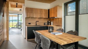 Réfrigérateur, four, plaque de cuisson, lave-vaisselle