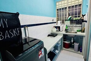 Private kitchen - Relax Familystay usm 3BR 2-6 pax (Gelugor)