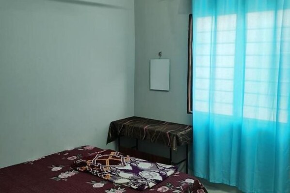 Room - Homestay Che Wan Satu (Kuala Kuantan)