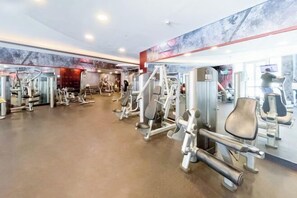 Gym - bnbme 5 min -> Marina Walk, 10 min -> Yatch Club (Dubai)