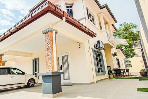 Modern 5-Bedroom House BBQ Event Wedding at Kajang by HCK