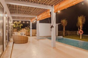 Pool - MyGarden Villa Phan Thiet Beachfront (Phan Thiet)