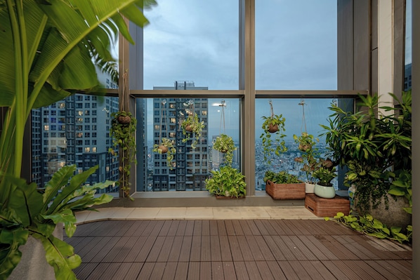 Apartamento tradicional, 2 habitaciones, balcón, vistas a la ciudad | Vistas desde la habitación