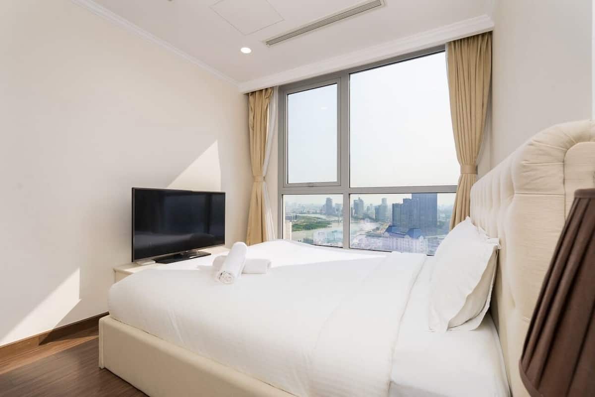 Traditional Apartment, 1 Bedroom, Balcony, City View