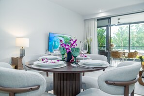Appartement, 2 chambres, cuisine | Restauration dans la chambre