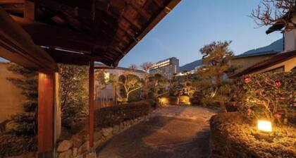 [Mountain and Sea: Luxury bath villa/4 bedrooms/up to 11 people/Parking for 2 cars