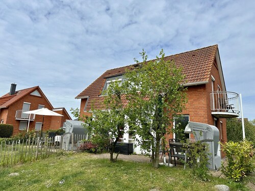 Strandnahe Ferienhaushälfte Seehund I in Kalifornien an der Ostsee