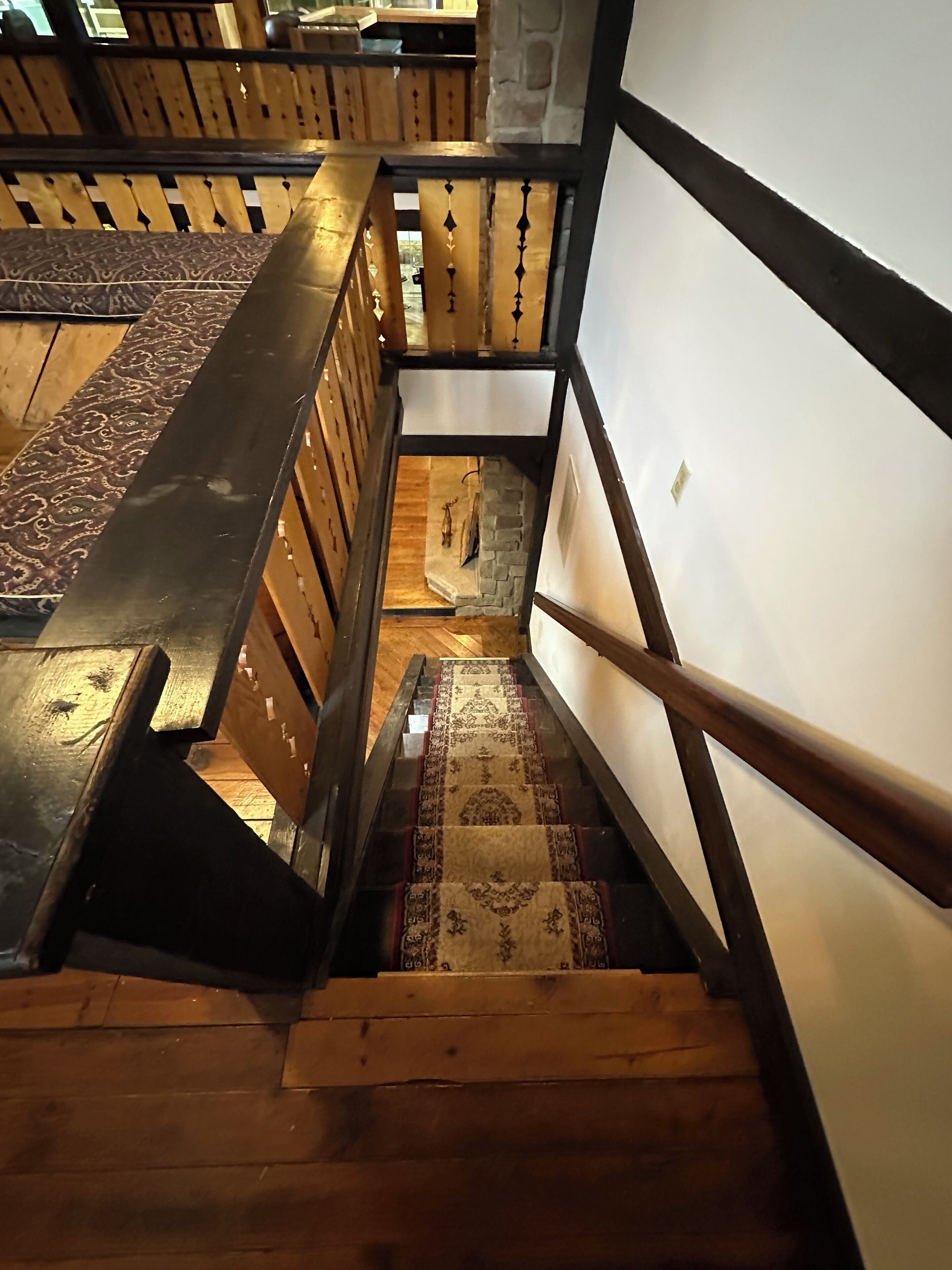 المنشأة من الداخل