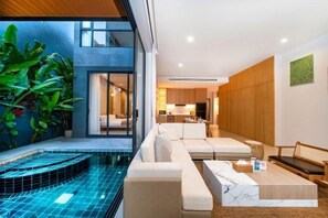 Room - 3 Bedroom Seaview Pool Villa near Chalong Pier Phuket Warm Plus (Phuket)
