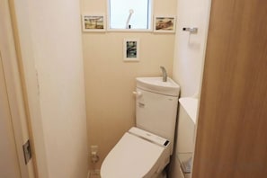 Unclassified image, 2 of 36, button - HAMA HILLS Shinjuku ANNEX (Tokyo)