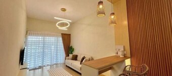 PoloStay Landed House 4 Room for 10 pax