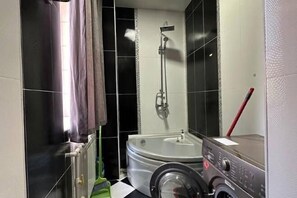Laundry room - Golden House Apartments (Tashkent)