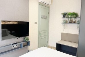 Room - Premium Luxury Home At Golf Island PIK (North Jakarta)