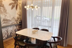 Room - Premium Luxury Home At Golf Island PIK (North Jakarta)