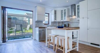 Nottage Road - 3 Bedroom Holiday Home - Mumbles