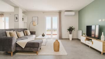 Apartment | Living area