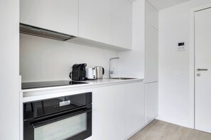 Apartment | Private kitchen | Fridge, microwave, oven, stovetop