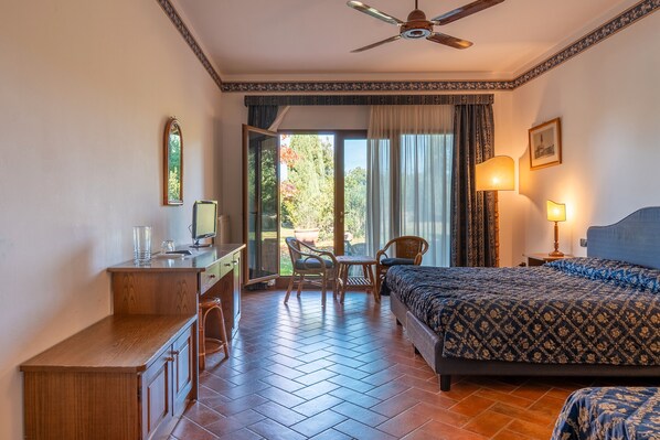 1 camera, Wi-Fi, lenzuola