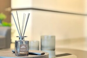 Miscellaneous - Botanika, Shadow Night by Antlerzone (Plentong)