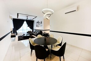 Room - Botanika, Shadow Night by Antlerzone (Plentong)