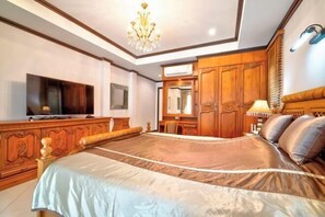 Room - Royal Boat Pool Villa - Pattaya (Pattaya)