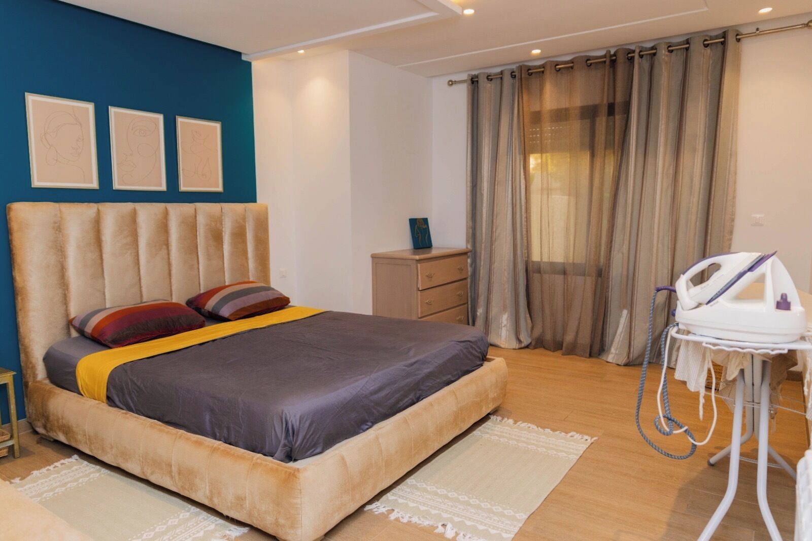 3 bedrooms, iron/ironing board, Internet, bed sheets
