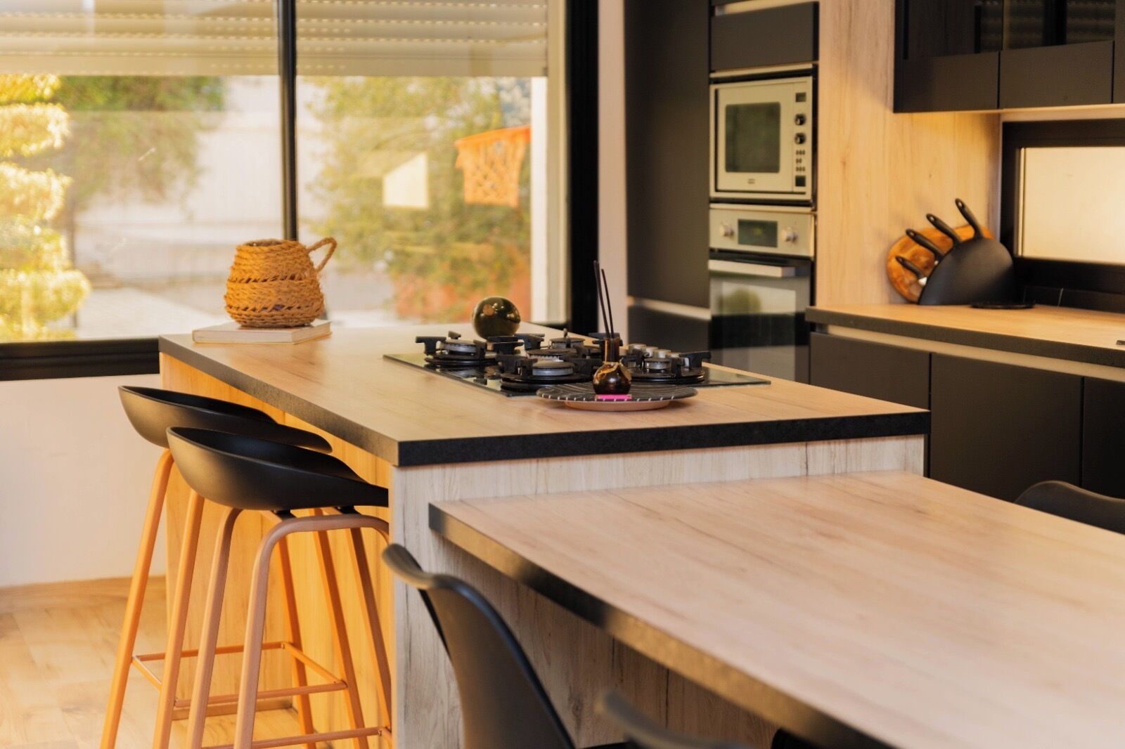 Mikrowelle, Ofen, Herdplatte, Geschirrspüler